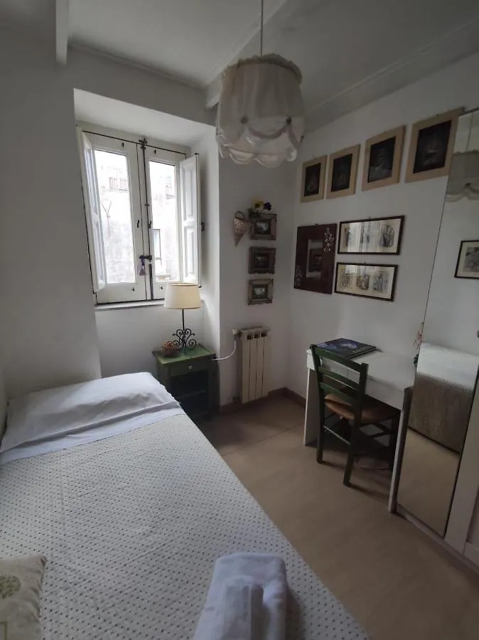 **  I Vespri Bed & Breakfast Catania Italy