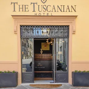 https://noblesse.it-tuscanyhotel.com
