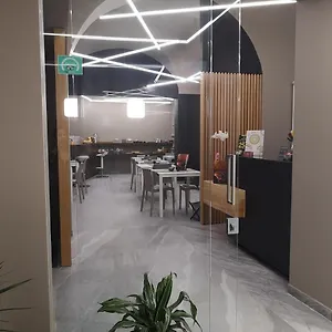 Ottomood Ala Ovest Centro Catánia